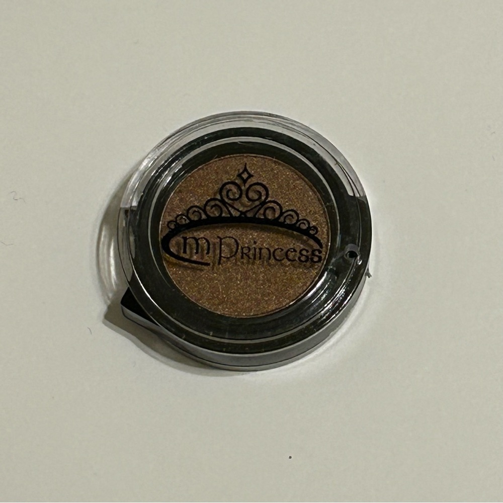 mPrincess Chestnut Brown Pressed Powder Shimmer Eyeshadow